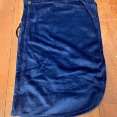 【未使用品】ネックピロー、帽子付き、収納バッグ付きの画像