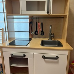 【美品】IKEAイケア　ドゥクティグ　おままごとキッチンの画像