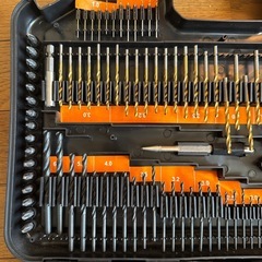 ドリルなどの画像