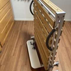 折りたたみベッドの画像