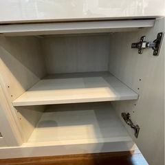 ニトリ食器棚の画像