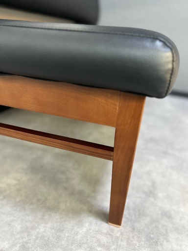 ソファー　2人がけ　125センチ　皮　黒　ブラック