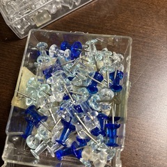 プッシュピン📍約150個
の画像