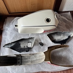 YAMAHA RZ250  外装フルセット白の画像