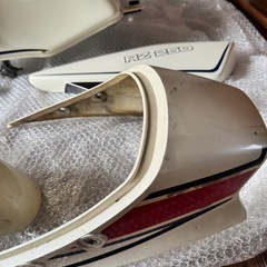 YAMAHA RZ250  外装フルセット白の画像