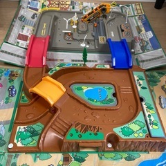 トミカつながるおでかけ立体マップの画像