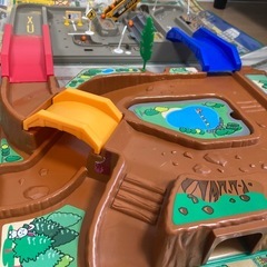 トミカつながるおでかけ立体マップの画像