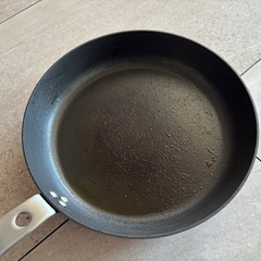 IKEA フライパン　蓋付きの画像