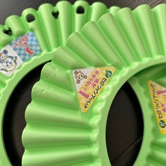 アンパンマン鉄琴、ほぼ新品スタイ2枚、わんわんうーたんシャンプーハット2つの画像