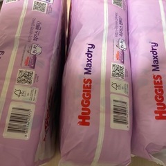 韓国のオムツ Huggies max dry 未開封の画像