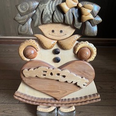 木製　人形の画像