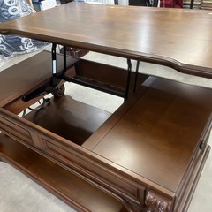 アシュレイ家具 Alymere リフトトップ・カクテルテーブル (コーヒーテーブル) の画像