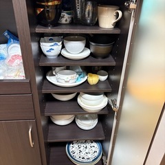 食器棚の画像