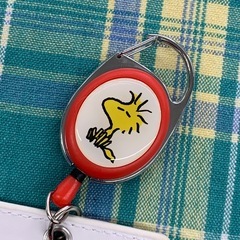 美原店 USJ限定 スヌーピー フェイス パスケース 定期入れ　リール付きの画像