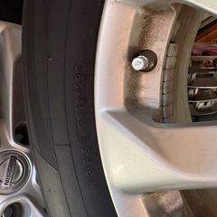 タイヤ　エクストレイル225/65R17　の画像