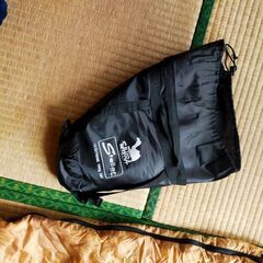 寝袋 冬 釣り キャンプの画像
