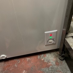 MAXZEN 冷凍庫 家庭用 小型 99L ノンフロン チェストフリーザー 上開き フリーザー ストッカー 冷凍 スリム 氷 食材 食品 食糧 冷凍食品 ストック ホワイト JF100ML01WH マクスゼンの画像