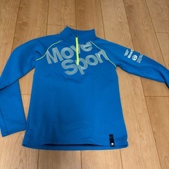 有名メーカー冬用アンダーウェアの画像