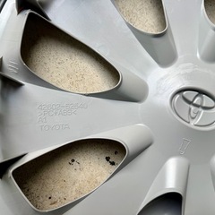 トヨタ純正ホイールキャップの画像