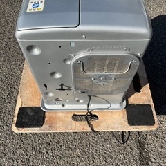 ダイニチ 石油ファンヒーター FW-3217S ライトシルバーの画像