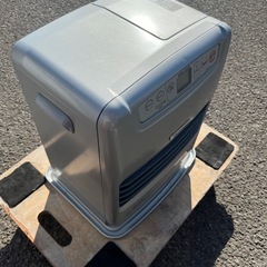 ダイニチ 石油ファンヒーター FW-3217S ライトシルバーの画像