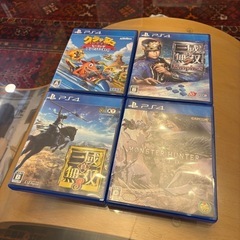 PS4 初期化•動作確認済み　ソフト4本付きの画像