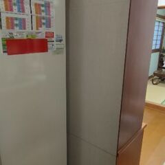 食器棚？本棚？の画像