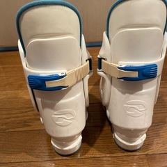 子供用　スキーブーツ　23の画像