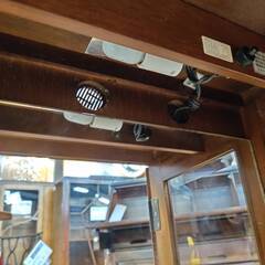 【愛品倶楽部柏店】karimoku カリモク ミラー付きキャビネット 照明付きの画像