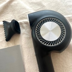 【cado】スタイリッシュドライヤーの画像