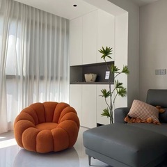 一人用ソファ　おしゃれソファ　かぼちゃ形ソファの画像