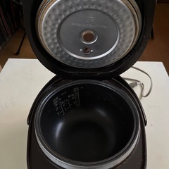 炊飯器の画像