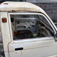 スズキキャリー 箱のみ ジャンク品
の画像