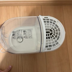 加熱式加湿器の画像