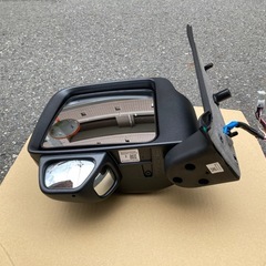 【新品未使用品】スズキ　ジムニーノマド　2025年製 JC74W 左ドアミラー 新車外しの画像