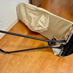 ベビービョルン　バウンサー　ベージュ系の画像