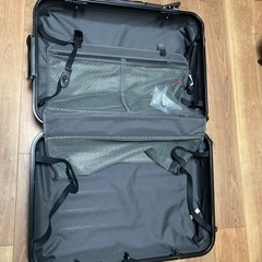 無料　　スーツケースの画像