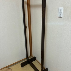 ハンガーラックの画像