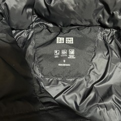 再掲載試着可UNIQLOシームレスダウンパーカーメンズSの画像