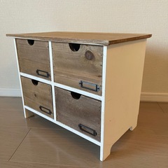 木製引き出し　棚　の画像