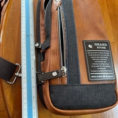 ボディバッグ メンズ用 (未使用品）の画像