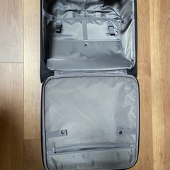 無印良品、スーツケースの画像