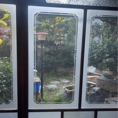 昭和初期の古民家ガラス戸の画像