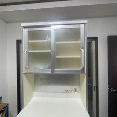 【値引き可】【急ぎ
】食器棚の画像