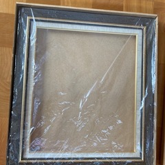 【取引中】額縁（F10サイズ）3点セット／箱付き（無料）の画像