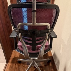 エルゴヒューマンプロ　オットマン　ヘッドレスト　パープルの画像