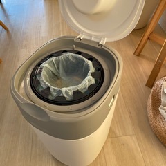 強力密閉抗菌おむつポット ポイテック W防臭の画像