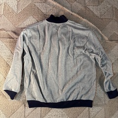 新品未使用　FILA トレーナーの画像