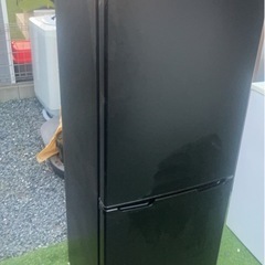 ⭕️引き取り1万円⭕️アイリスノンフロン162リットル冷蔵庫です配達はプラス5000円⭕️の画像