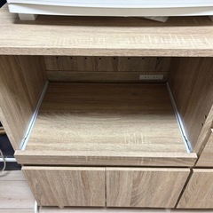 LOWYA 食器棚の画像